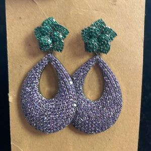 Very sparkly rhinestone earrings